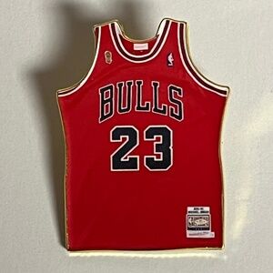 Michael Jordan Bulls 23 Jersey Hat Pins Streetwear Bag Basketball Fitted Hats